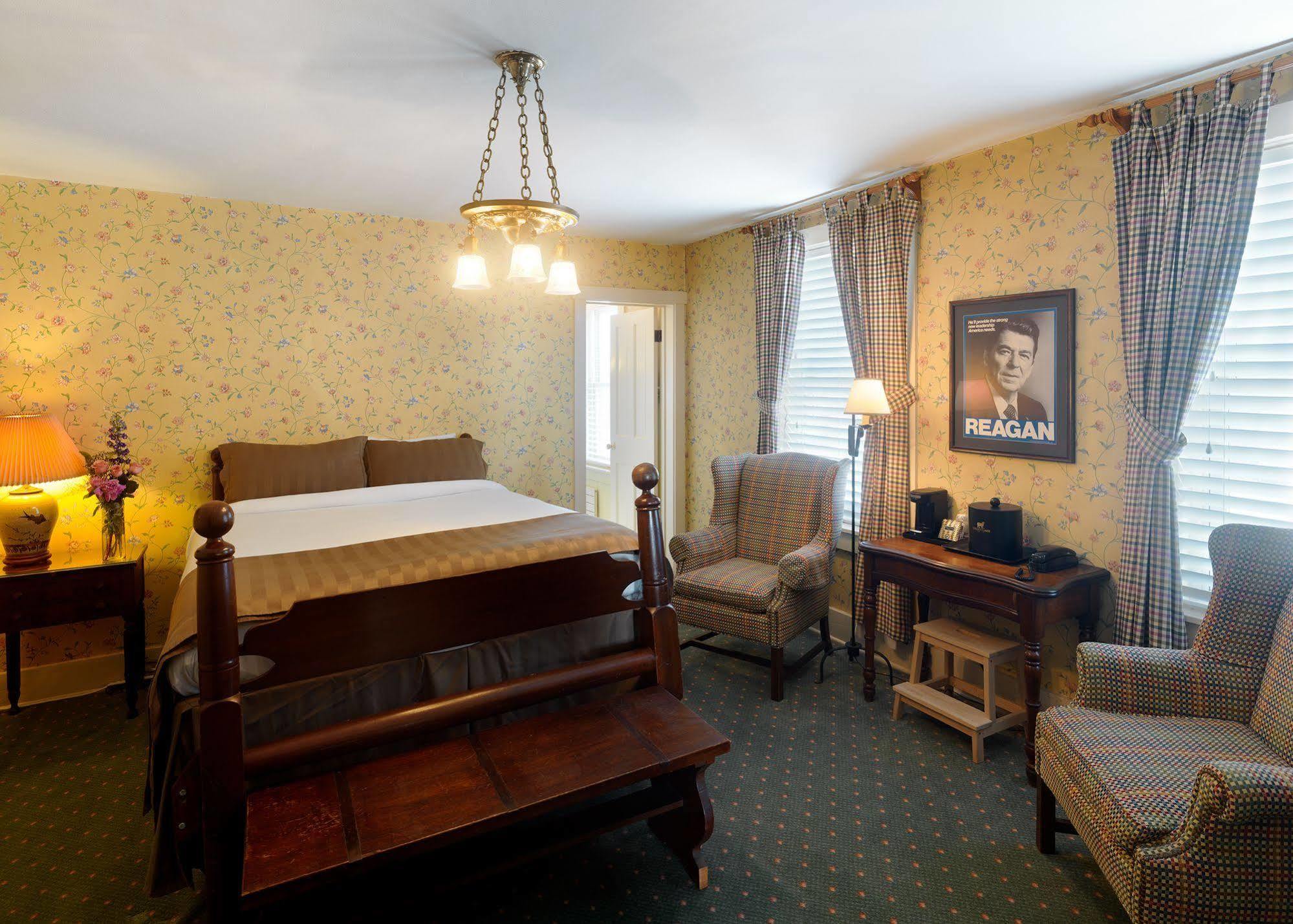 Hotel The Golden Lamb Lebanon Esterno foto