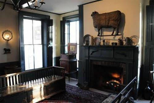 Hotel The Golden Lamb Lebanon Esterno foto